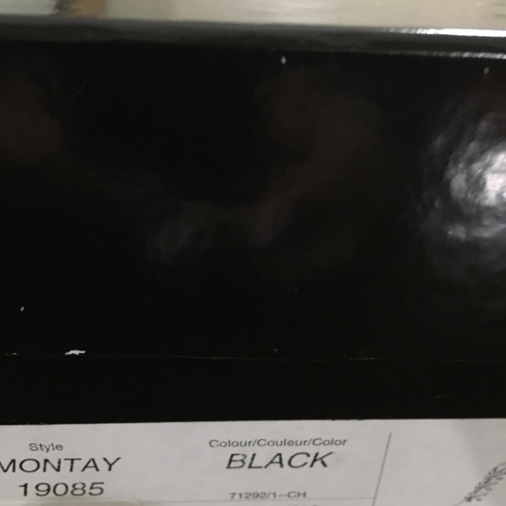 Mezlan black dress shoes